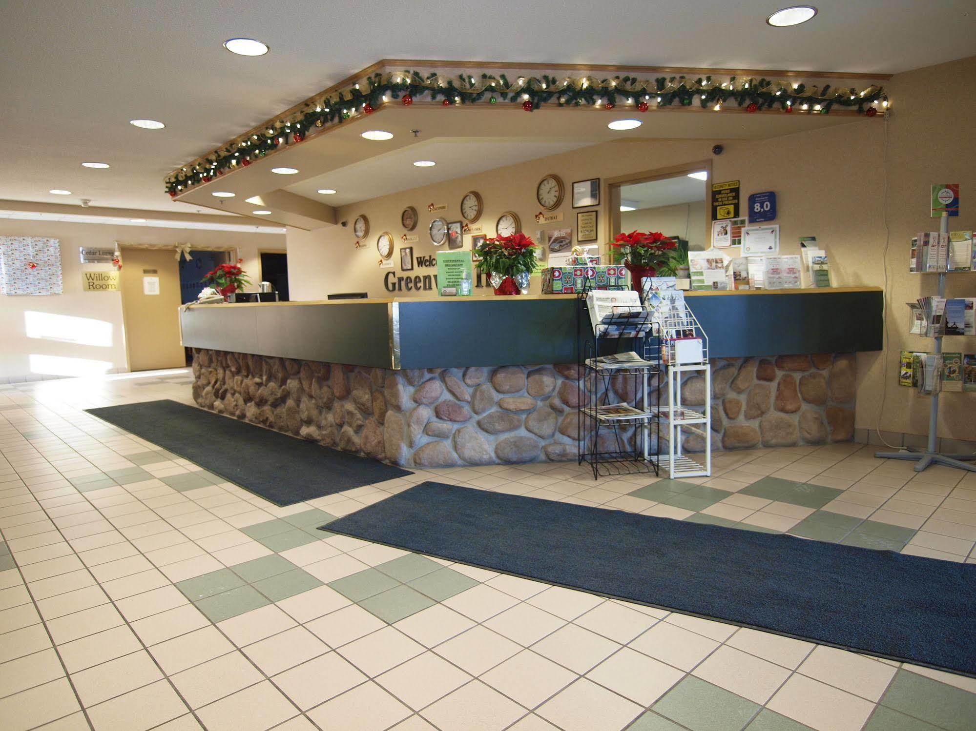 Travelodge By Wyndham Lacombe Buitenkant foto