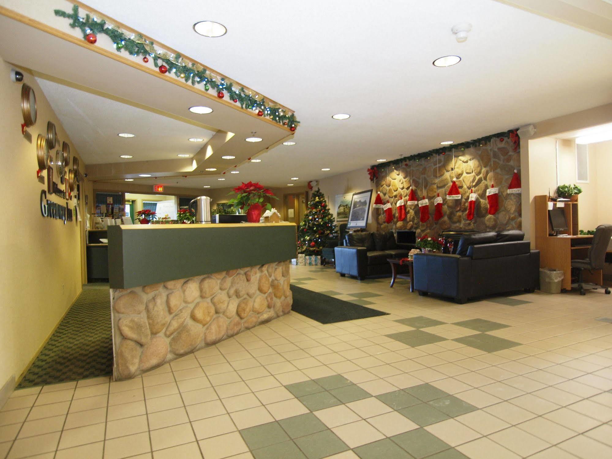 Travelodge By Wyndham Lacombe Buitenkant foto